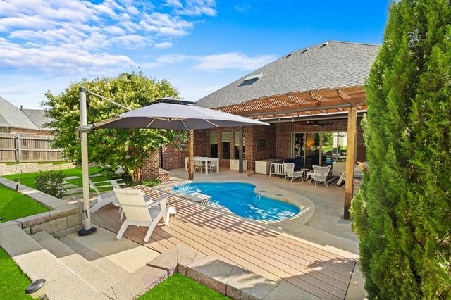 15309 Kestral Way, Edmond, OK 73013