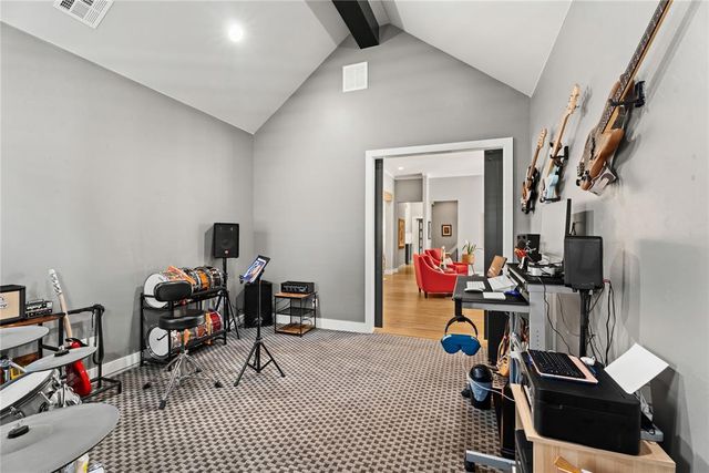 15309 Kestral Way, Edmond, OK 73013