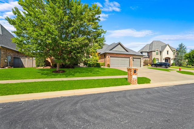 15309 Kestral Way, Edmond, OK 73013