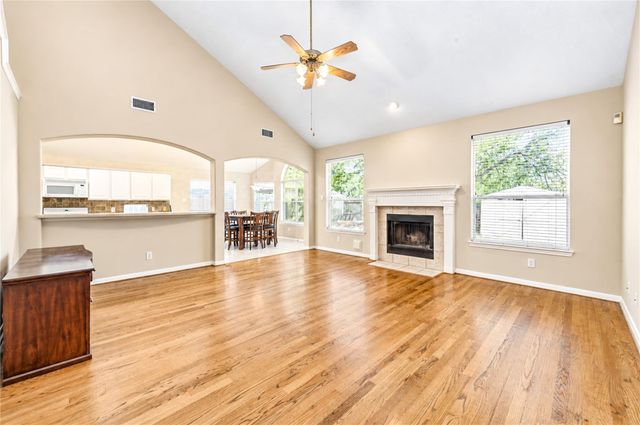 3835 Heritage Colony Drive, Missouri City, TX 77459