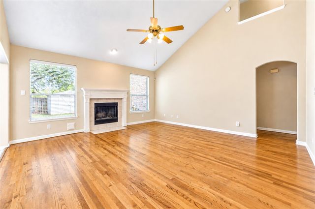 3835 Heritage Colony Drive, Missouri City, TX 77459