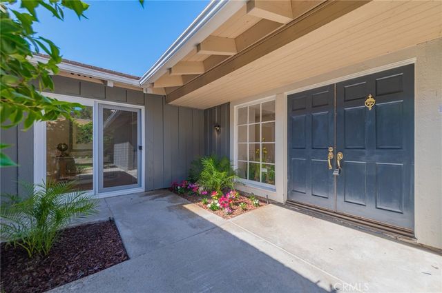 15 Rippling Stream, Irvine, CA 92603