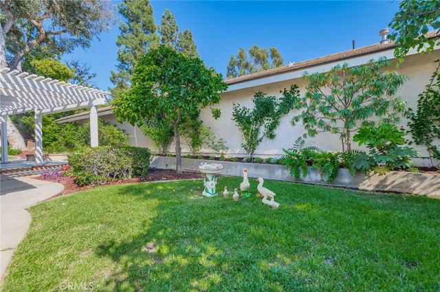 15 Rippling Stream, Irvine, CA 92603
