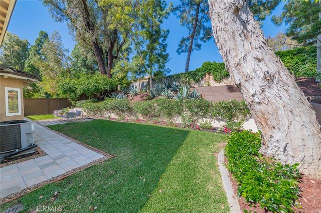 15 Rippling Stream, Irvine, CA 92603