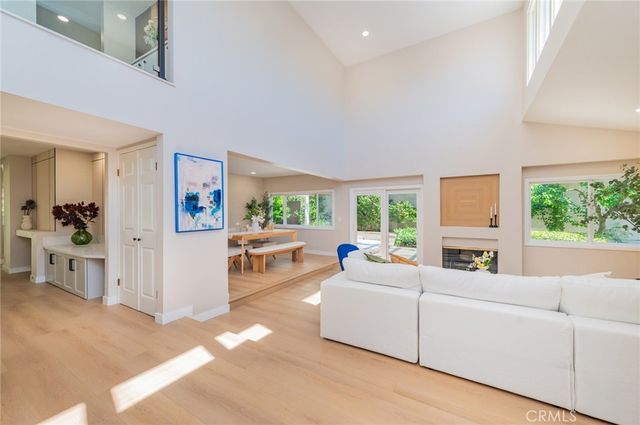 15 Rippling Stream, Irvine, CA 92603