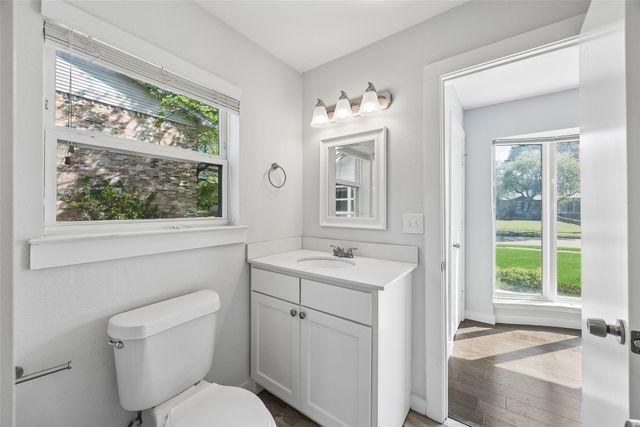 2623 Heatherwood Drive, Dallas, TX 75228