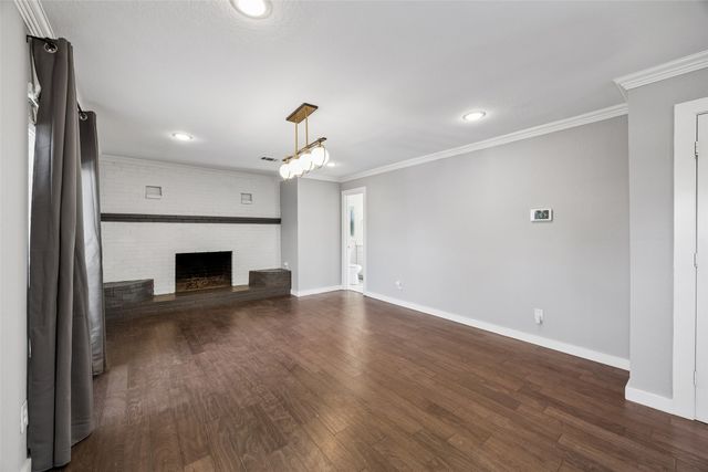 2623 Heatherwood Drive, Dallas, TX 75228