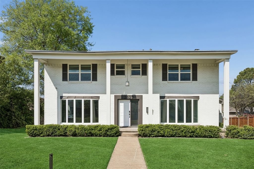 2623 Heatherwood Drive, Dallas, TX 75228