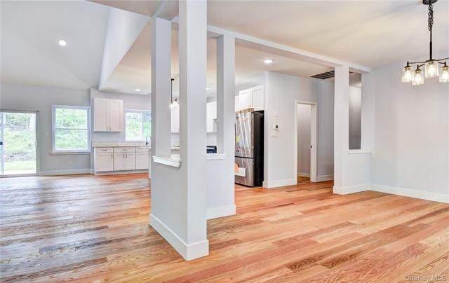 6 Black Gum Court, Newburgh, NY 12550