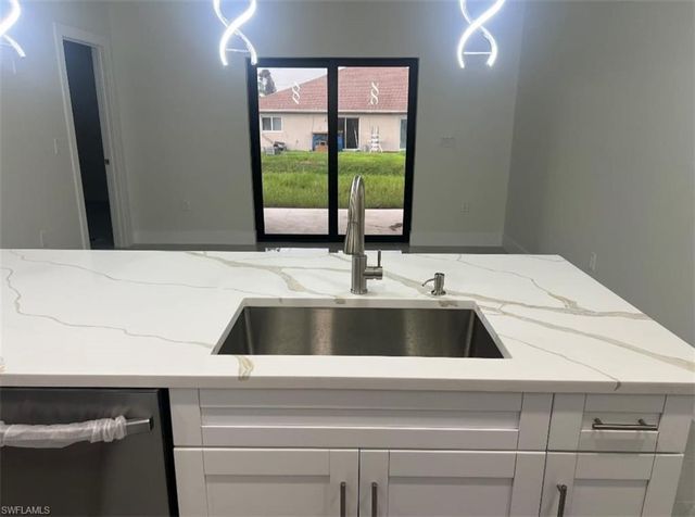 4622 27th ST SW, Lehigh Acres, FL 33973