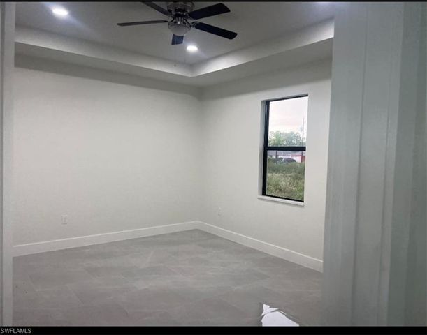 4622 27th ST SW, Lehigh Acres, FL 33973