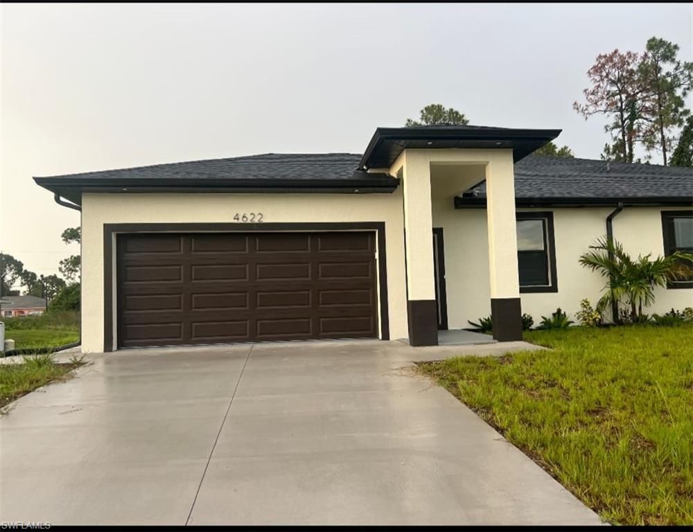 4622 27th ST SW, Lehigh Acres, FL 33973