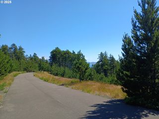 Manzanita St 233,237, Oceanside, OR 97134