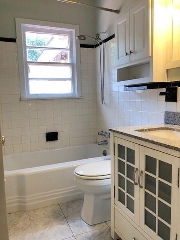 3169 Baronne Street, Mobile, AL 36606