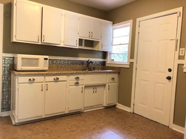 3169 Baronne Street, Mobile, AL 36606