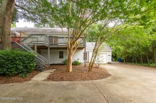 109 Savannah Avenue B, Morehead City, NC 28557