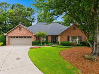 965 Knoll Crest Court, Alpharetta, GA 30004