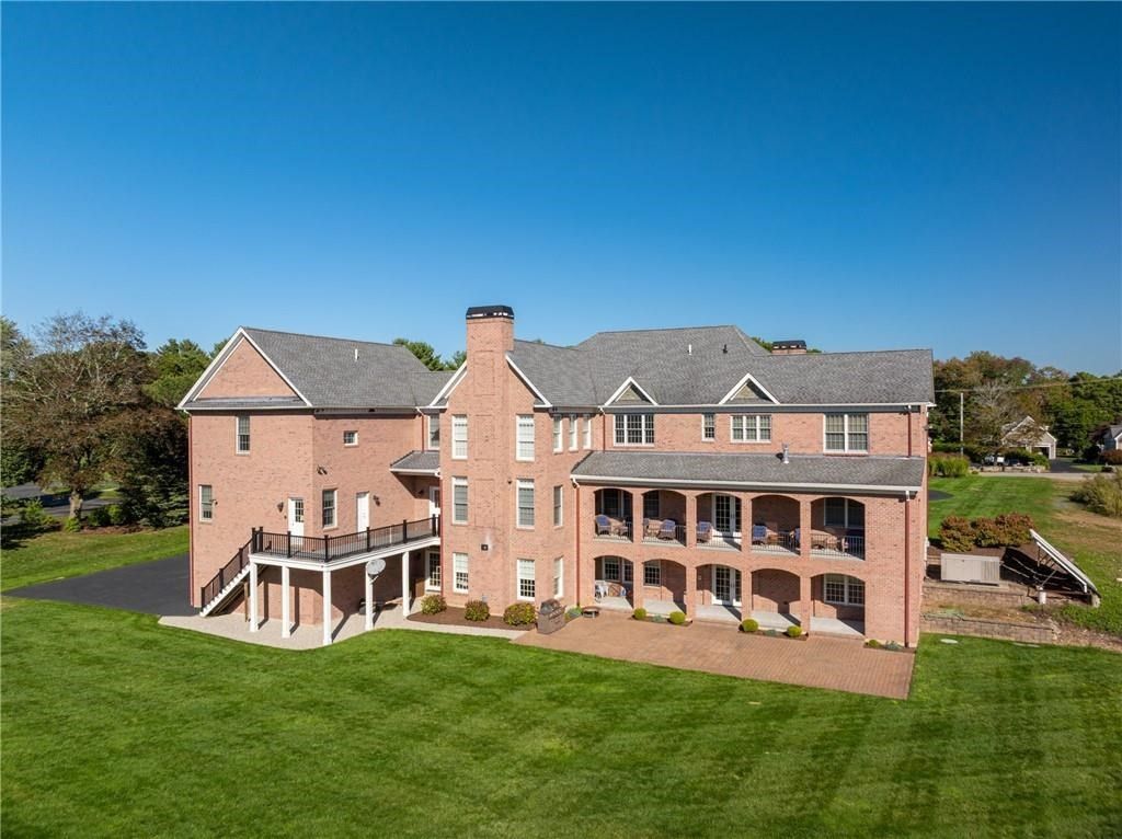 3070 Diamond Hill Road, Cumberland, RI 02864