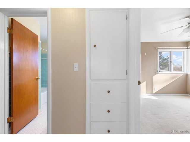 2318 Sunset Ln, Greeley, CO 80634