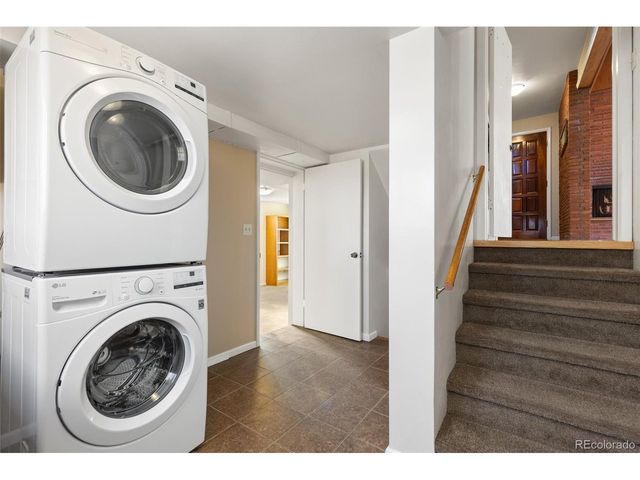 2318 Sunset Ln, Greeley, CO 80634