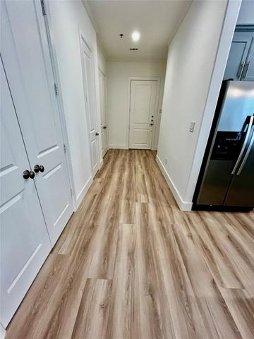 5808 McCommas Boulevard A105, Dallas, TX 75206
