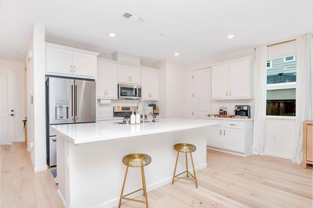 3287 Delta Coves Dr, Bethel Island, CA 94511