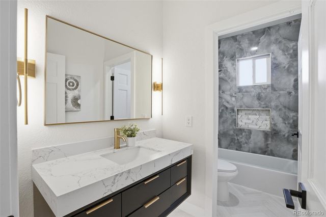 23464 E Heritage Parkway, Aurora, CO 80016