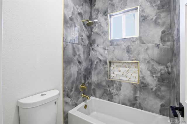 23464 E Heritage Parkway, Aurora, CO 80016