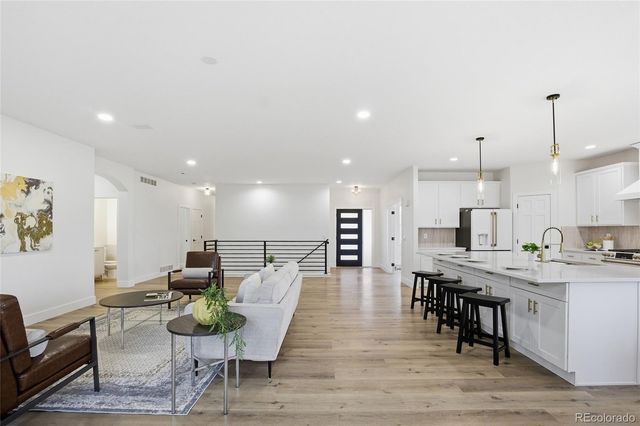 23464 E Heritage Parkway, Aurora, CO 80016