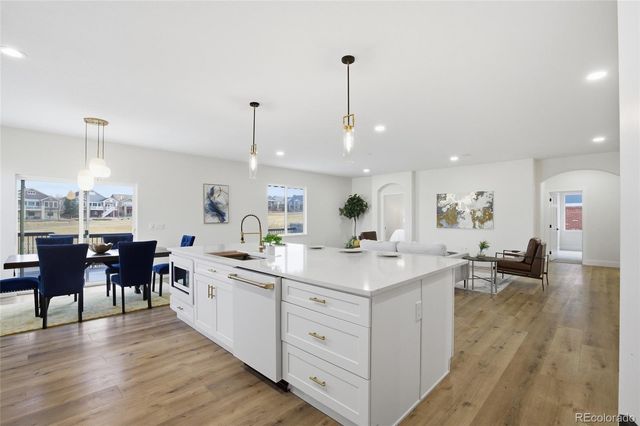 23464 E Heritage Parkway, Aurora, CO 80016