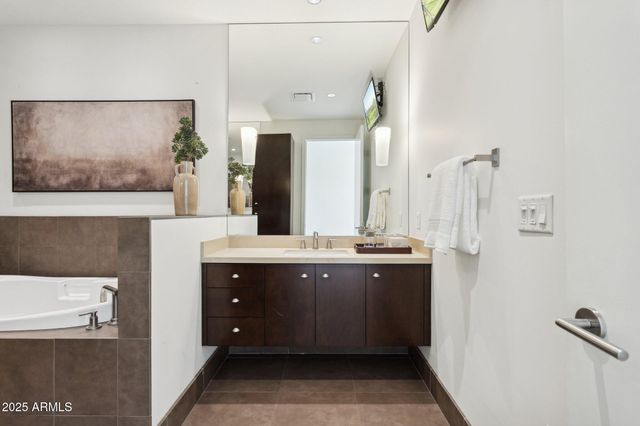 15215 N KIERLAND Boulevard 633, Scottsdale, AZ 85254