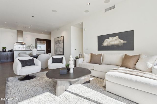 15215 N KIERLAND Boulevard 633, Scottsdale, AZ 85254