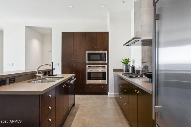 15215 N KIERLAND Boulevard 633, Scottsdale, AZ 85254