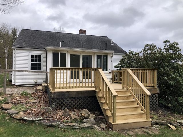 132 Main St, Rutland, MA 01543