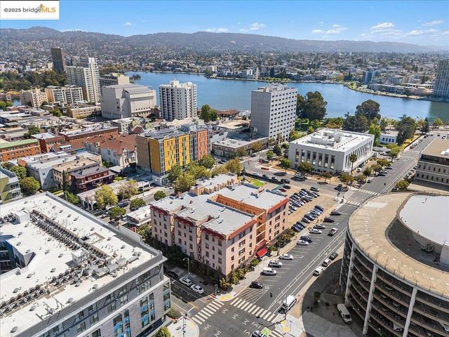 184 13th St, Oakland, CA 94612