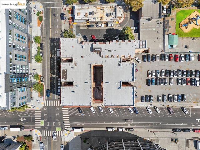 184 13th St, Oakland, CA 94612