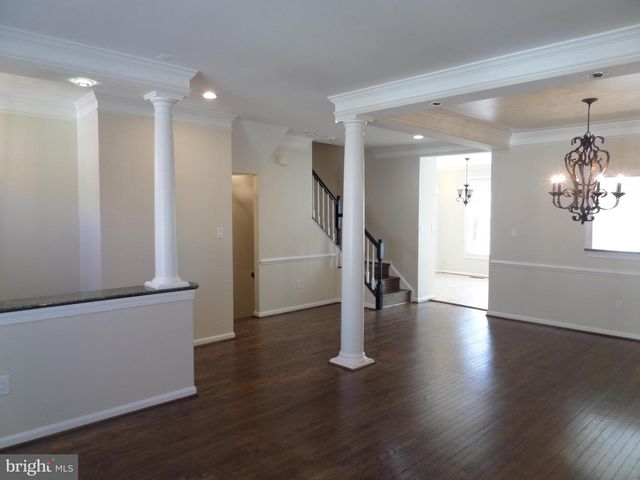 2254 JOURNET DR, Dunn Loring, VA 22027