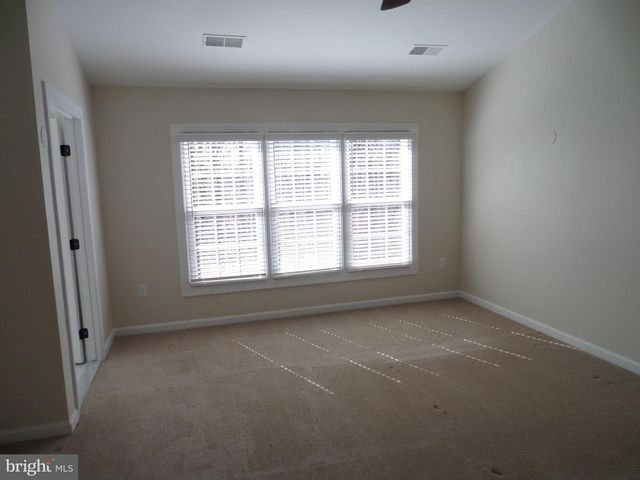 2254 JOURNET DR, Dunn Loring, VA 22027