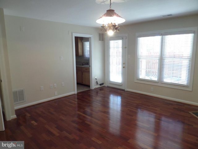 2254 JOURNET DR, Dunn Loring, VA 22027