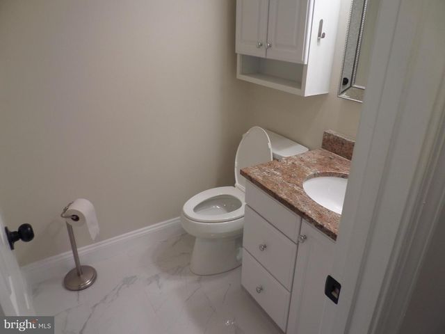 2254 JOURNET DR, Dunn Loring, VA 22027
