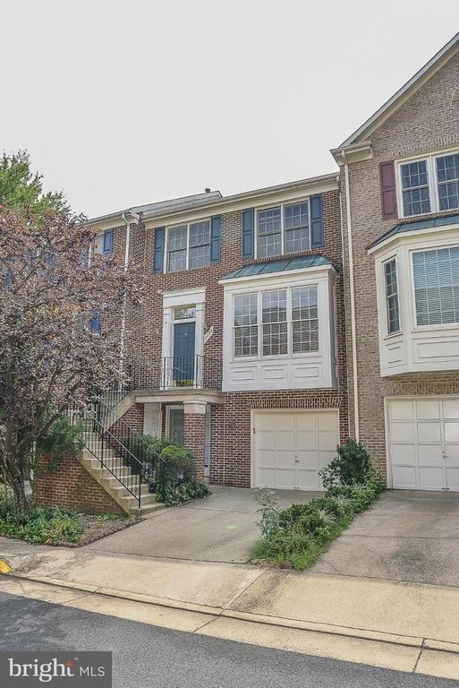 2254 JOURNET DR, Dunn Loring, VA 22027