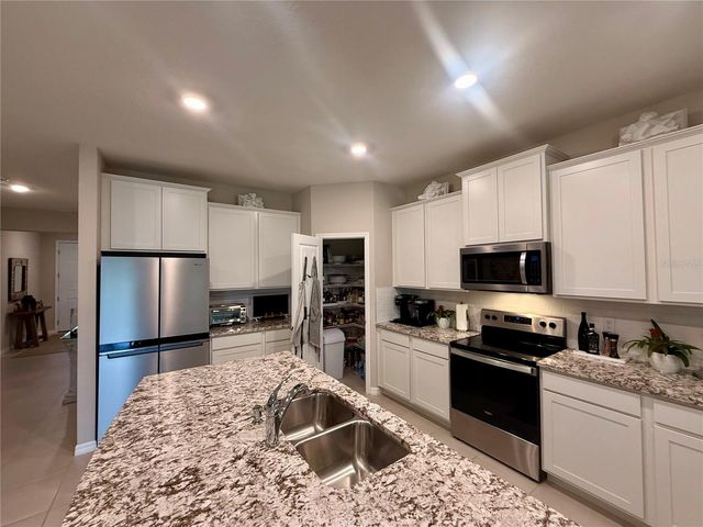 7611 ODESSA COURT, Brooksville, FL 34613