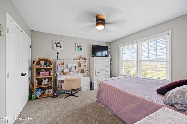 111 Elk Creek Ct, Taylorsville, KY 40071