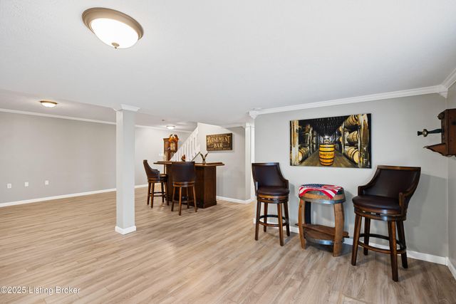 111 Elk Creek Ct, Taylorsville, KY 40071