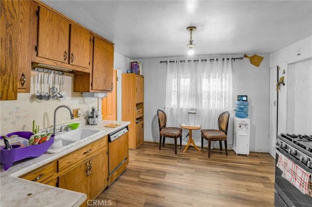 12023 Freeman Avenue, Hawthorne, CA 90250