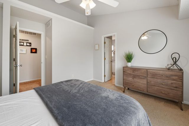 309 N Crest Cir, Wichita, KS 67206