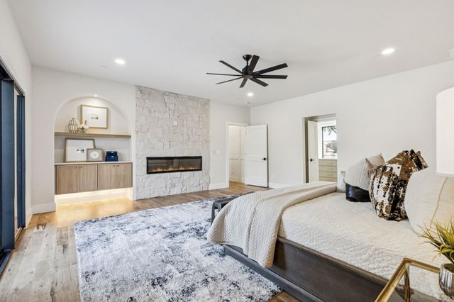 761 Creekwood Drive S, Fairview, TX 75069