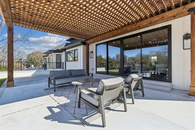 761 Creekwood Drive S, Fairview, TX 75069