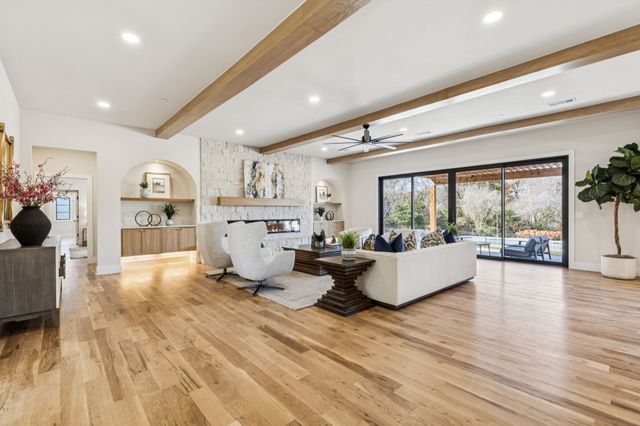 761 Creekwood Drive S, Fairview, TX 75069