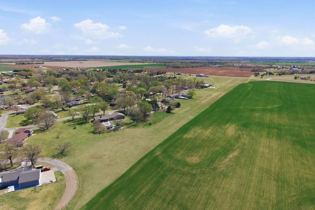 1 Valley View Dr, Goddard, KS 67052